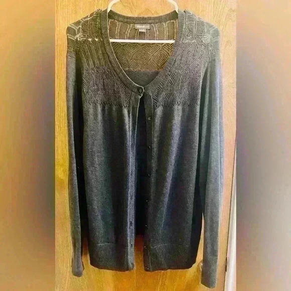 Eddie Bauer Gray Cardigan with Faux Gemstone Buttons and Patterned Top XL - Picture 2 of 11